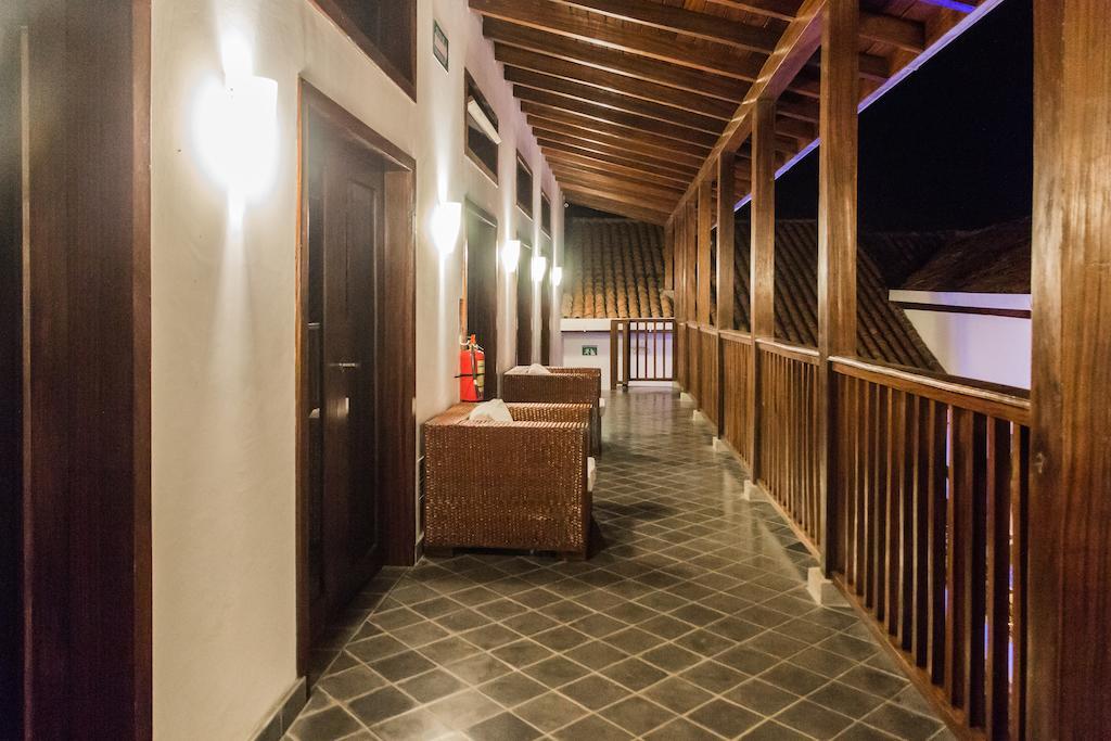 Hotel Azul León Exterior foto