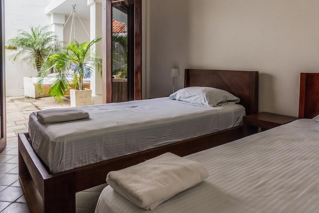 Hotel Azul León Quarto foto